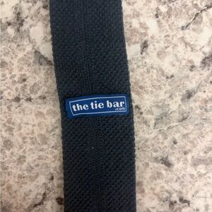 The Tie Bar Knit Tie in navy